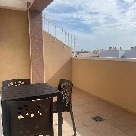 уютные с боковым видом на море דירה